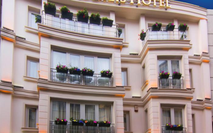 Aprilis Hotel