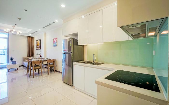COZY APART - Vinhomes Central Park & Ice Rink