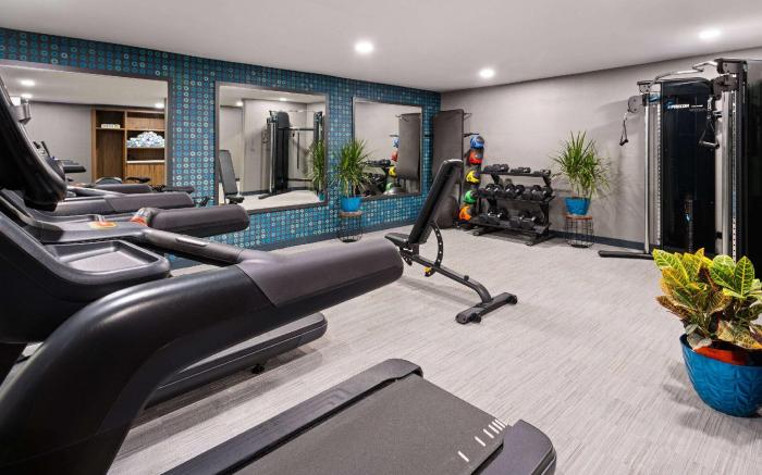 La Quinta Inn & Suites by Wyndham Memphis I-240