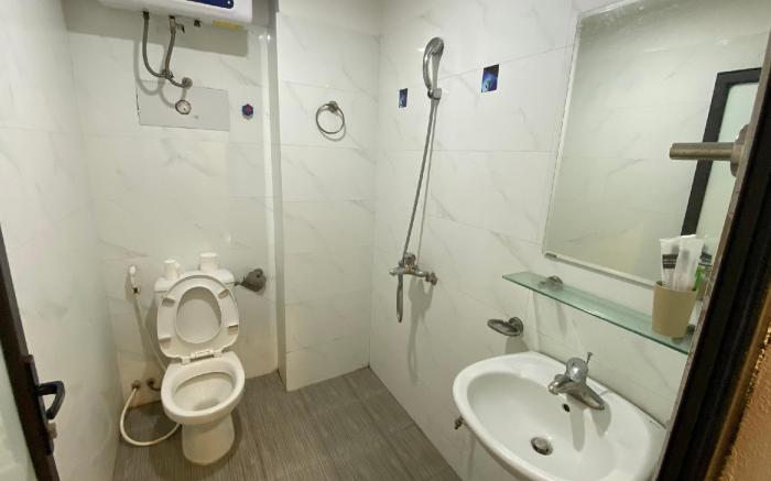 Era Apartment Ha Yen Quyet