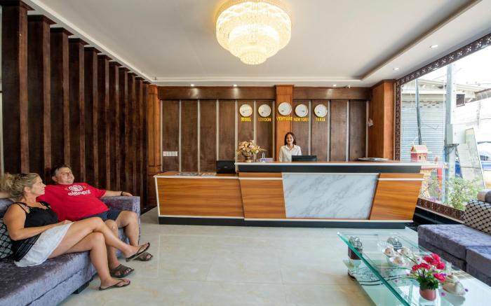 Vang Vieng Freedom Star Hotel