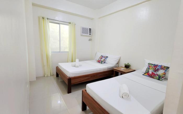 Hey Mojo Guesthouse at Santa Fe, Bantayan Is. 