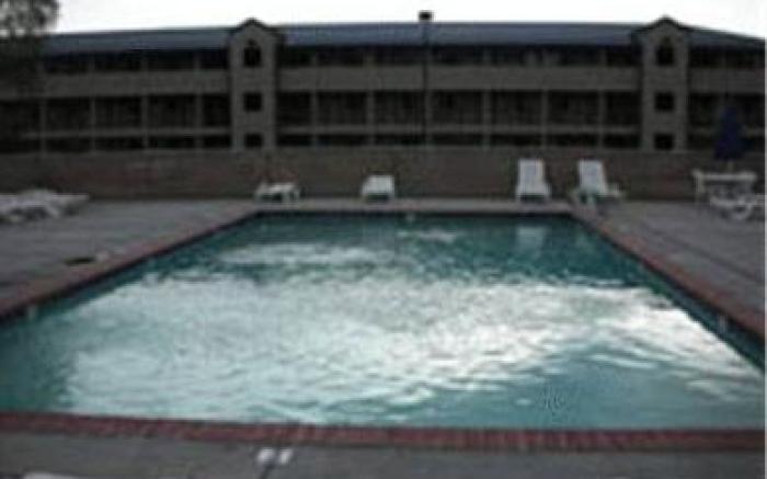 Sugarloaf Mountain Motel