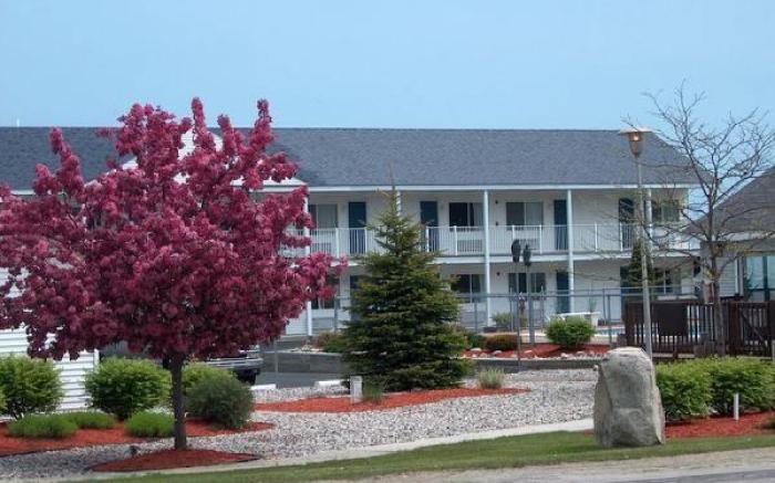 Sunrise Beach Motel