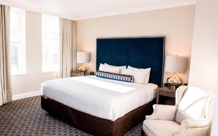 Redmont Hotel Birmingham, Curio a Collection by Hilton