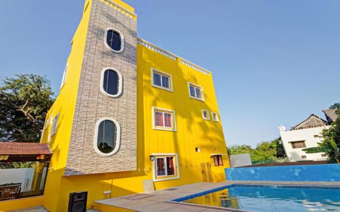 sri saveraa residency