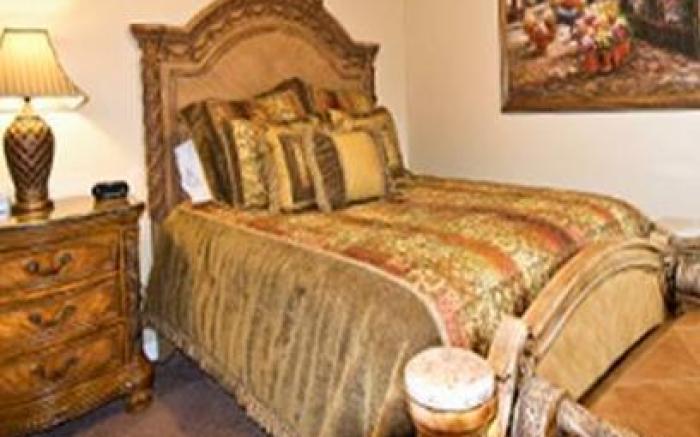 Silverton Inn & Suites