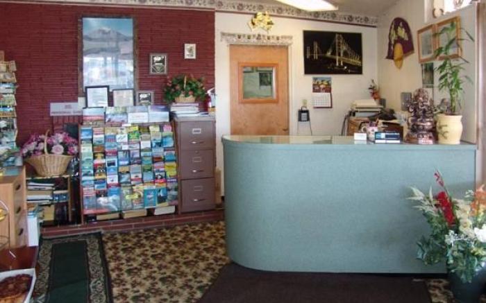 Townhouse Motel