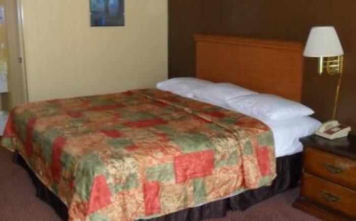 Travelowes Motel - Maggie Valley