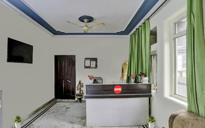 Super HOTEL DIAMOND TREE SECTOR 49 NOIDA NEAR PRAYAG HOSPITAL