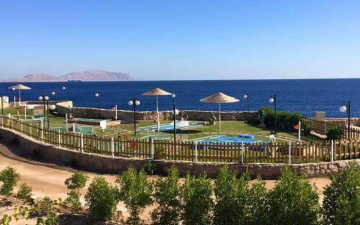 Domina sea view
