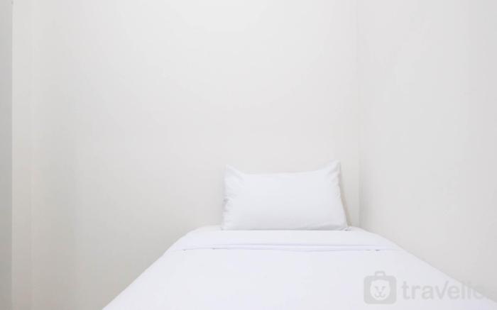 Modern and Homey 2BR Puncak Kertajaya By Travelio