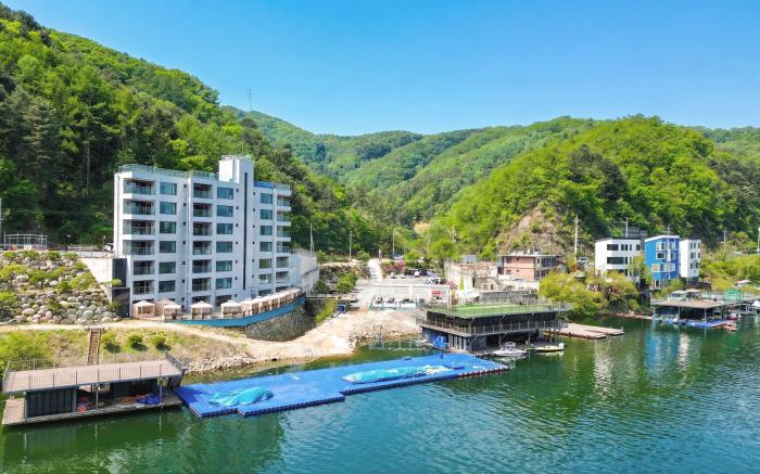 Gapyeong Laputa Resort