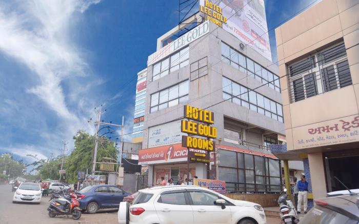 Hotel Lee Gold 