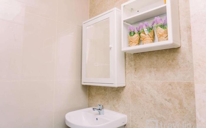 Best Comfy Studio at Transpark Bintaro By Travelio