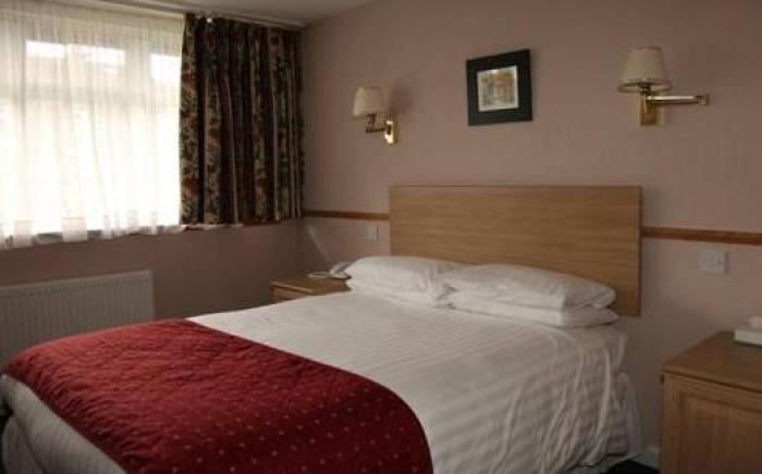 Abbotsford Hotel
