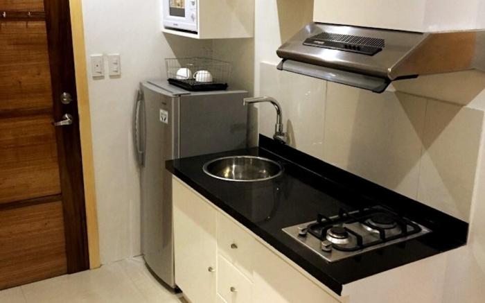 Tranquil Studio - 3 Mins. to White Beach (Unit 5)