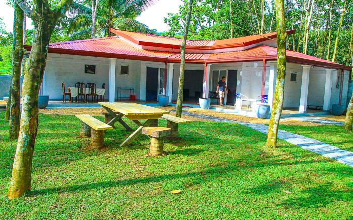 Graten Tea Gardens Bungalow