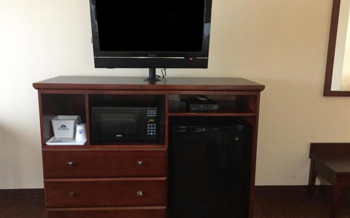 Americas Best Value Inn St. Robert