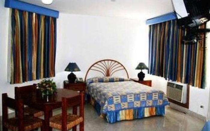 Aparta Hotel Plaza del Sol