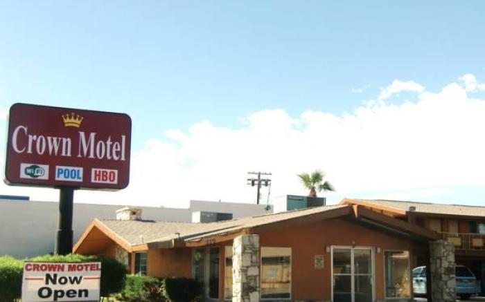 Crown Motel