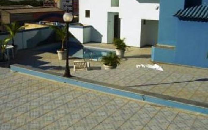 Crystal Apart Hotel