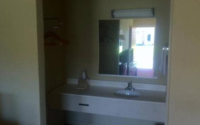 Deluxe Inn Hardeeville