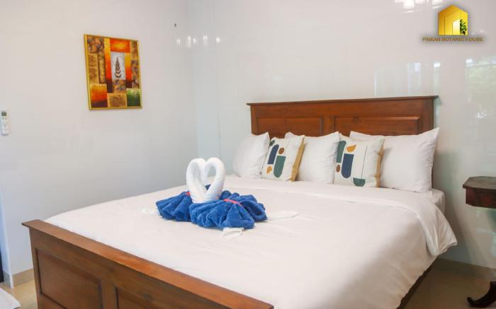 Paikan Botanic House, Sattahip