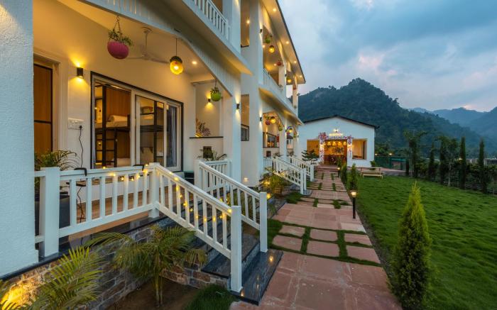 Zostel Plus Rishikesh (Mohanchatti)