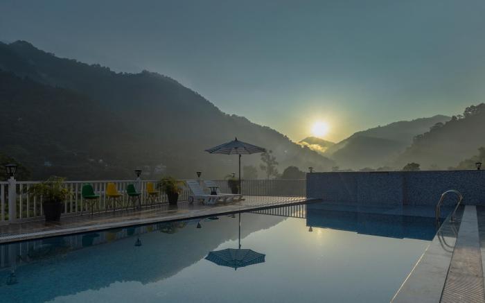 Zostel Plus Rishikesh (Mohanchatti)