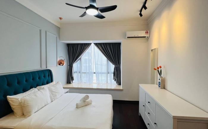 Sea View 3BR unit at R&F Princess by ANJU