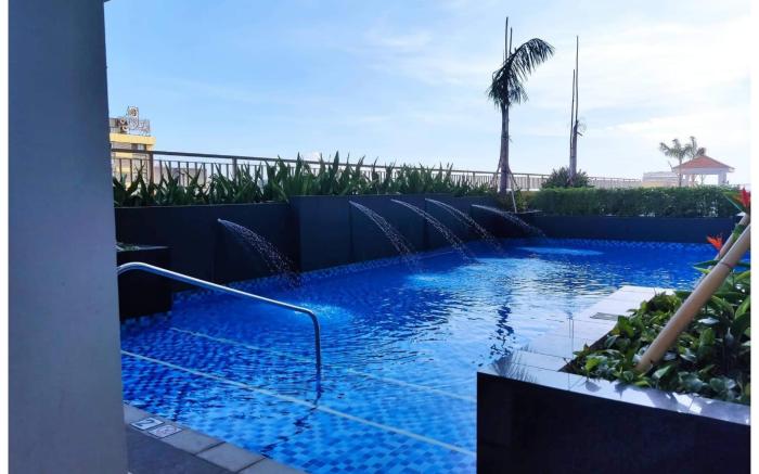 Condo near MOA, 1BR with balcony, Manila Bay View