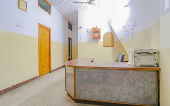 Hotel O Sameer Residency