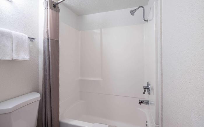 Motel 6 Thousand Oaks, CA