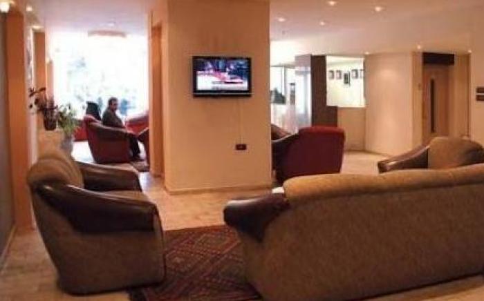 Esin Hotel