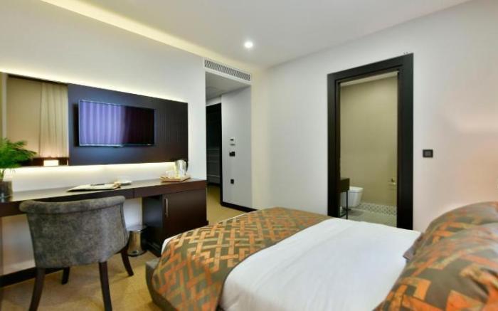 Ghan Hotel