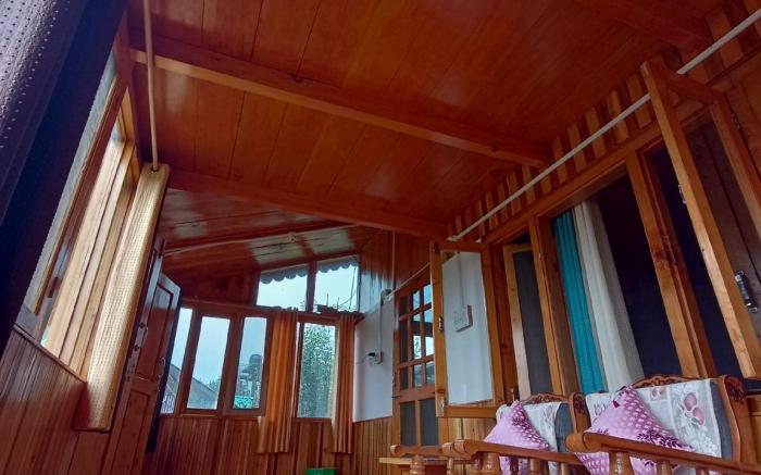 Himalayan dream home 🏠🏡 (1st floor)
