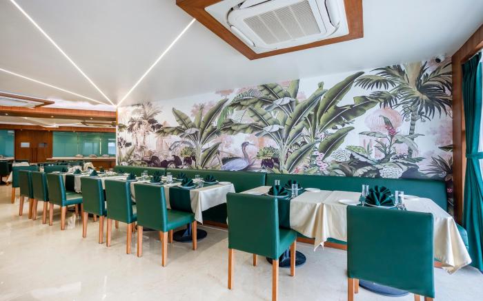Luxy Hotel
