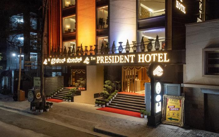 The President Hotel Kumarapark