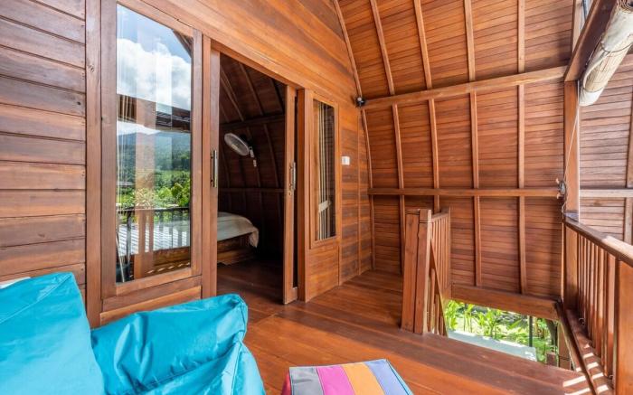 Serene Pondok Carik Villa