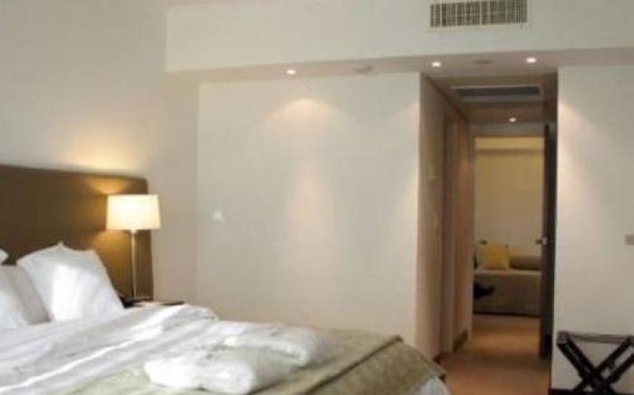 Ros Tower Hotel