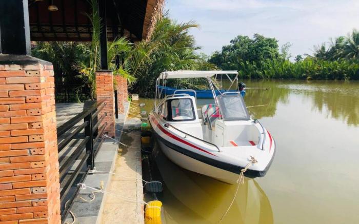 Lodge Moni Essara Kampot