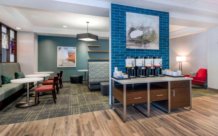 Hampton Inn & Suites Burlington