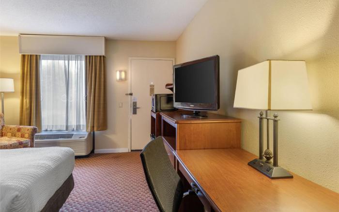 Best Western Hickory