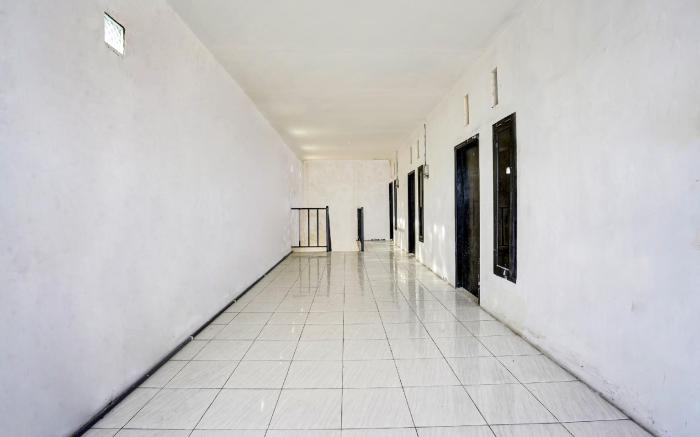 SPOT ON 91789 Kost Umik Sidoarjo Syariah