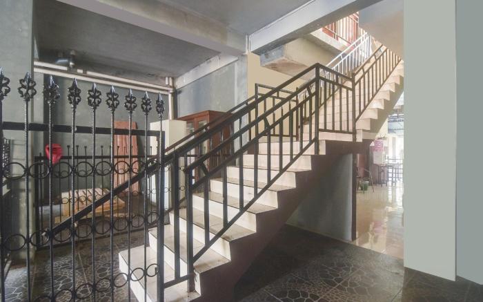 OYO 91755 Priska Kost Dan Homestay