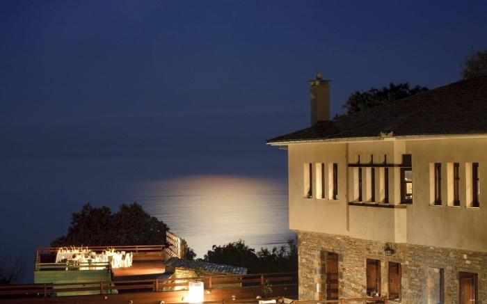 12 Months Luxury Resort