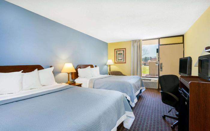 Days Inn by Wyndham Mocksville