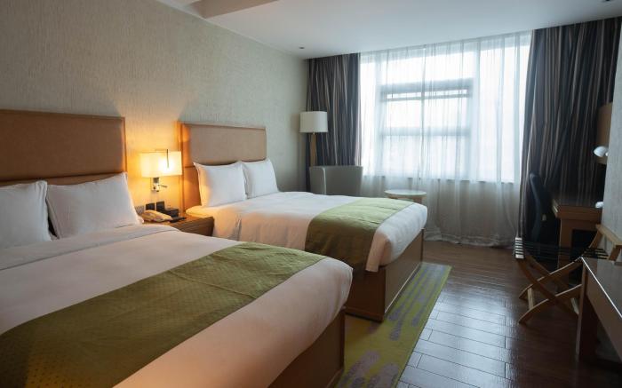 Ion Hotel 