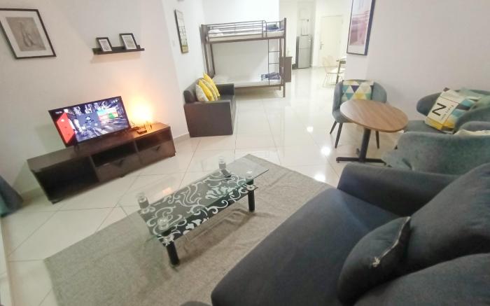 Mansion One 2BR for 3-6pax near Glaneagle Hospital